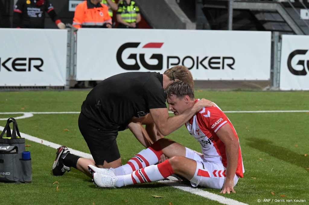 Hardeveld opnieuw lang uitgeschakeld door zware knieblessure