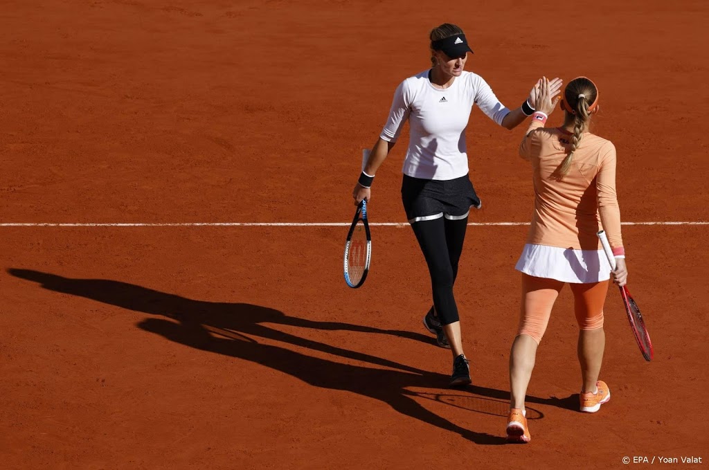 Dubbeltitel Parijs opnieuw voor tennissters Mladenovic en Babos