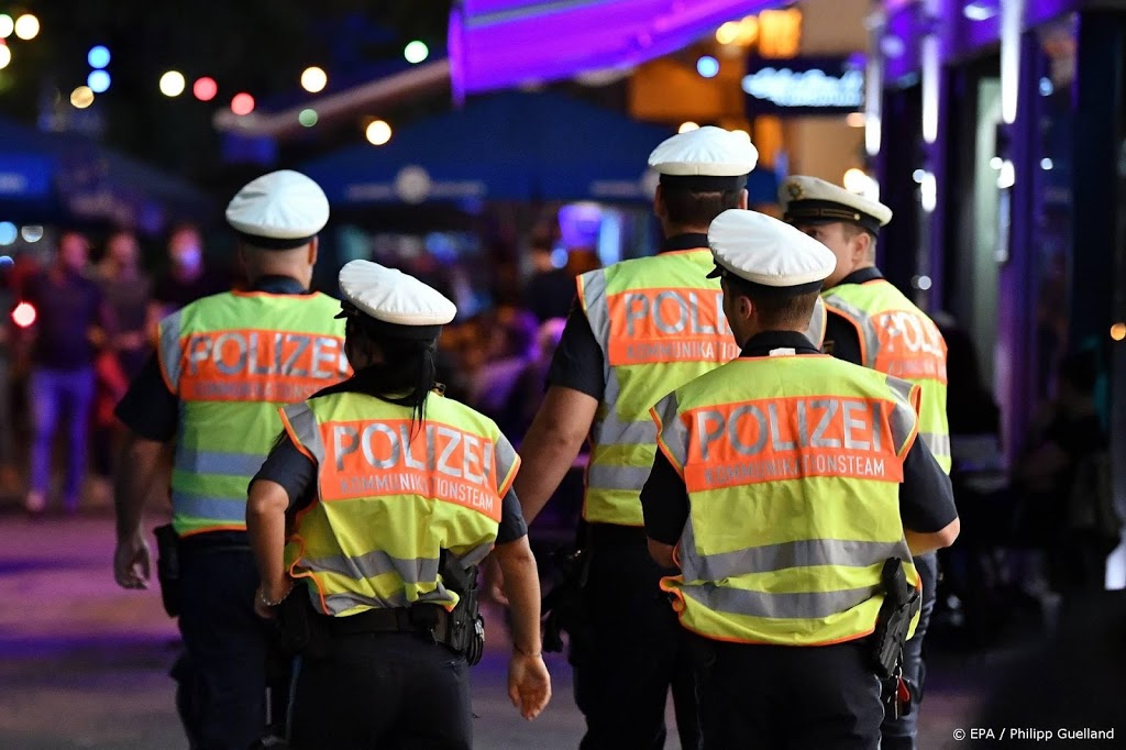 Duitse politie druk met uitgaanspubliek dat coronaregels negeert