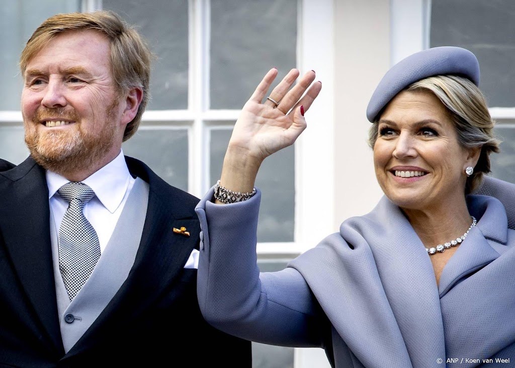 Koningspaar begint in Stockholm aan staatsbezoek Zweden
