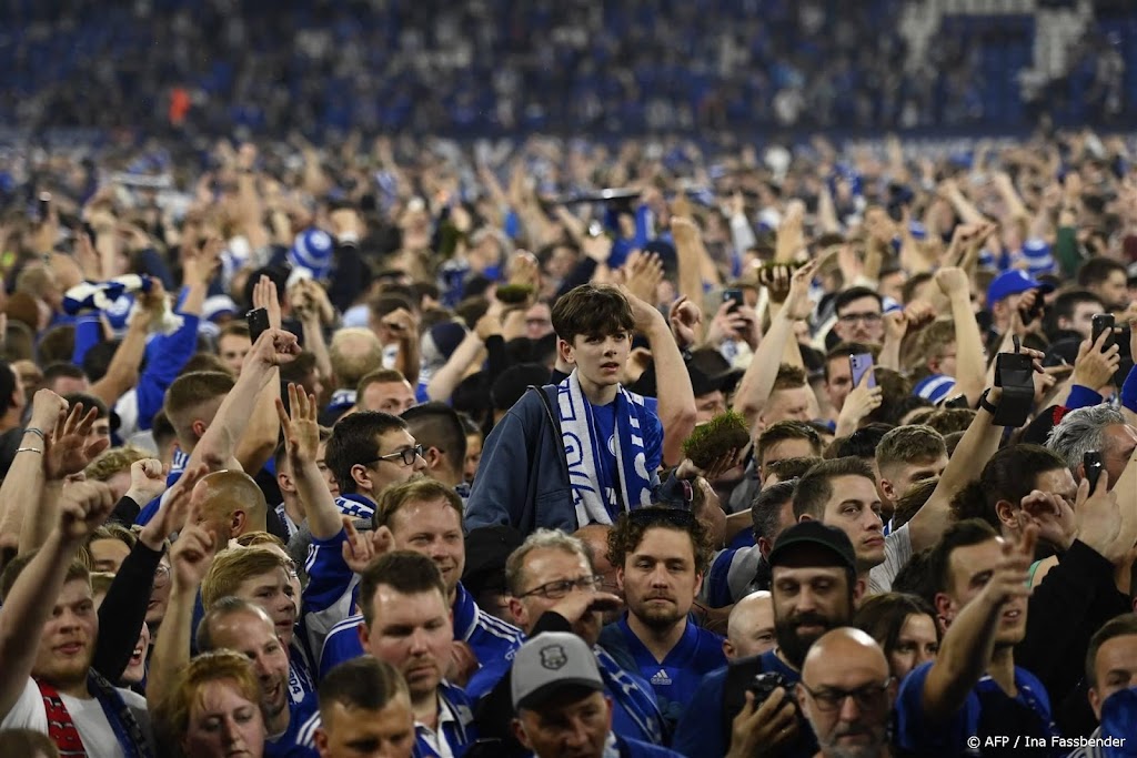 Ruim dertig gewonden bij voetbalrellen in Hamburg