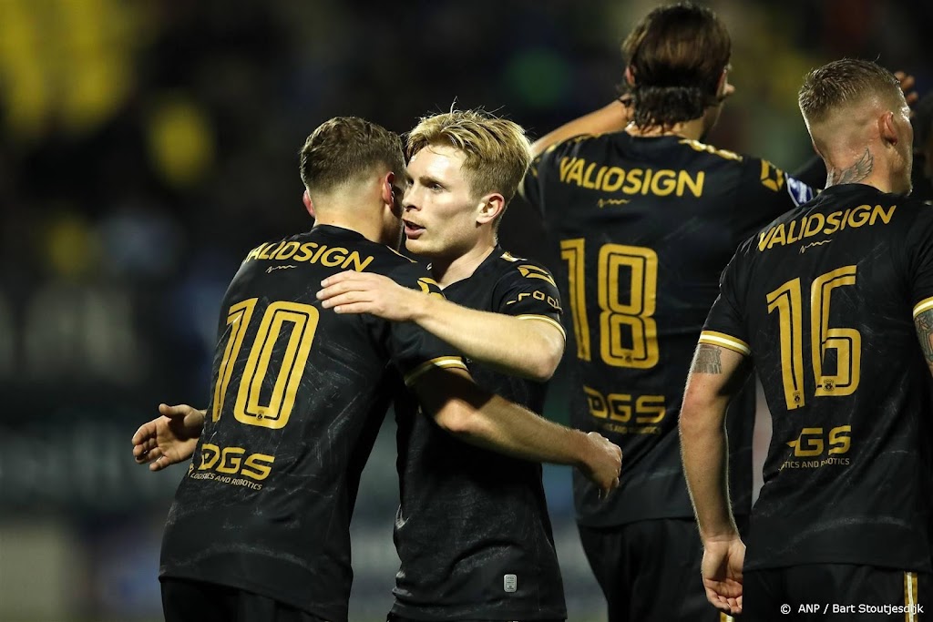 Go Ahead Eagles steviger op vijfde plaats na zege bij RKC