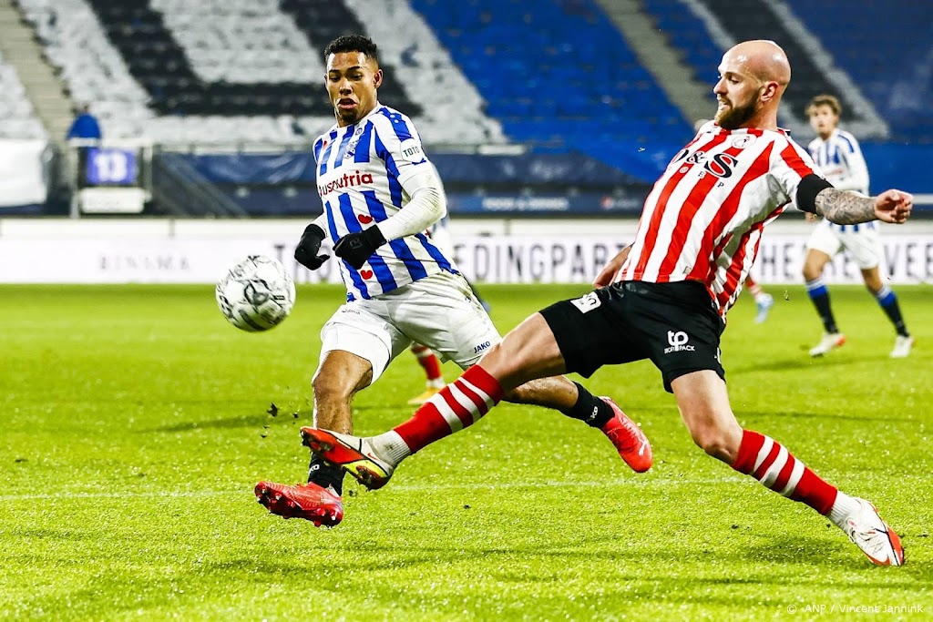 Geplaagd Sparta pakt na hectische week punt bij sc Heerenveen
