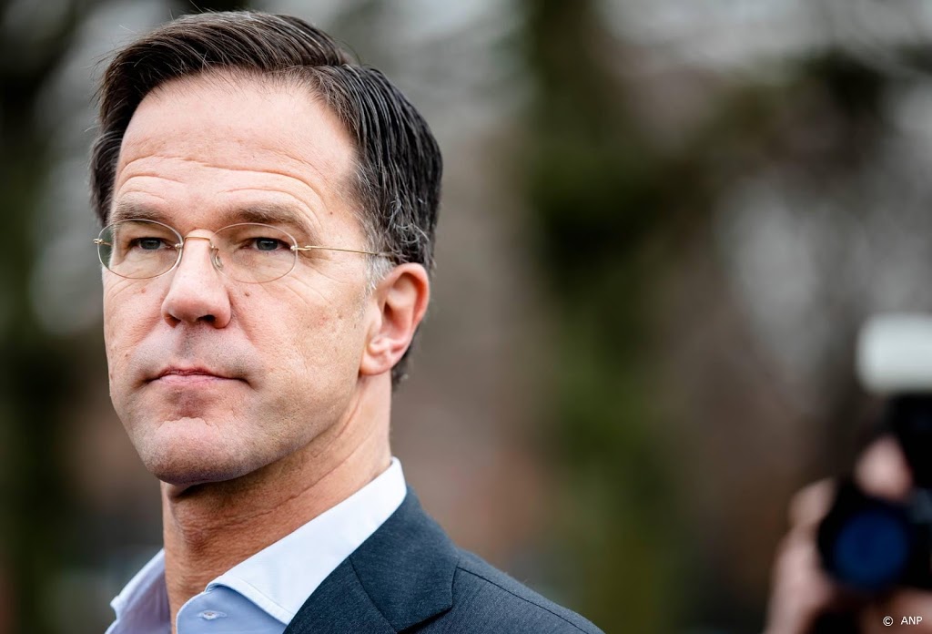 Premier Rutte noemt overlijden Aart Staartjes droevig nieuws