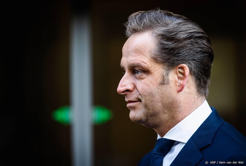 De Jonge over voordringers vaccinatie: geef plekje aan anderen