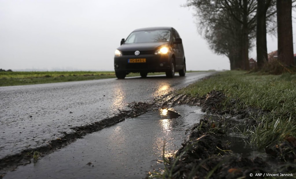 KNMI waarschuwt voor gladheid en mist in noorden en westen