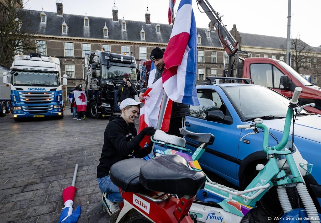 'Vrijheidskonvooi' zorgt voor overlast in Haagse binnenstad