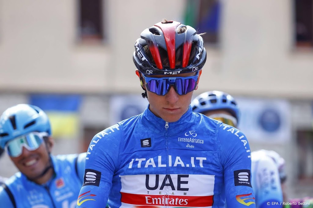 Pogacar slaat toe in koninginnenrit Tirreno-Adriatico