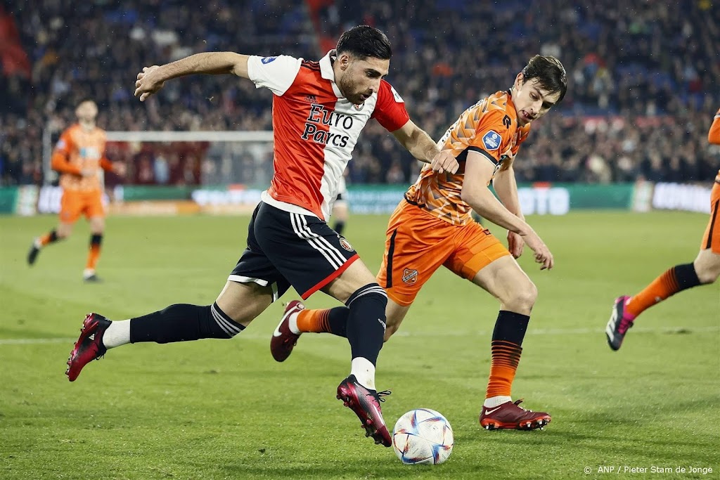 Feyenoord als koploper naar Ajax na nipte zege op FC Volendam