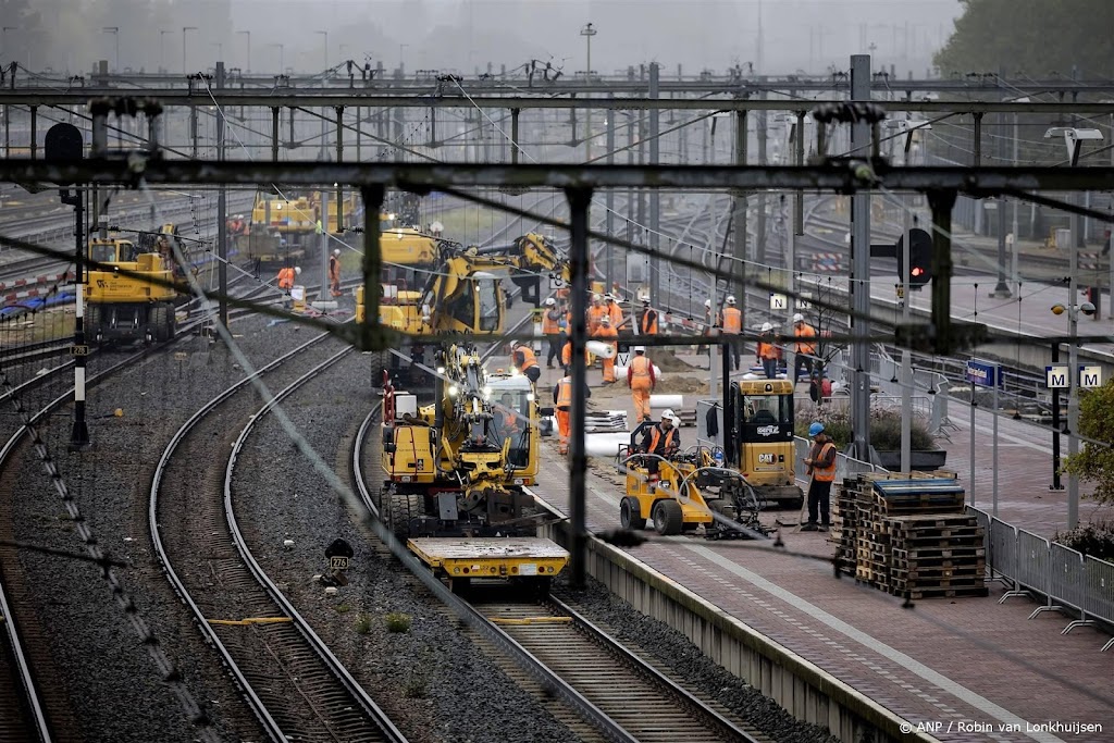 Ruim twee weken hinder in treindienst Den Haag - Rotterdam