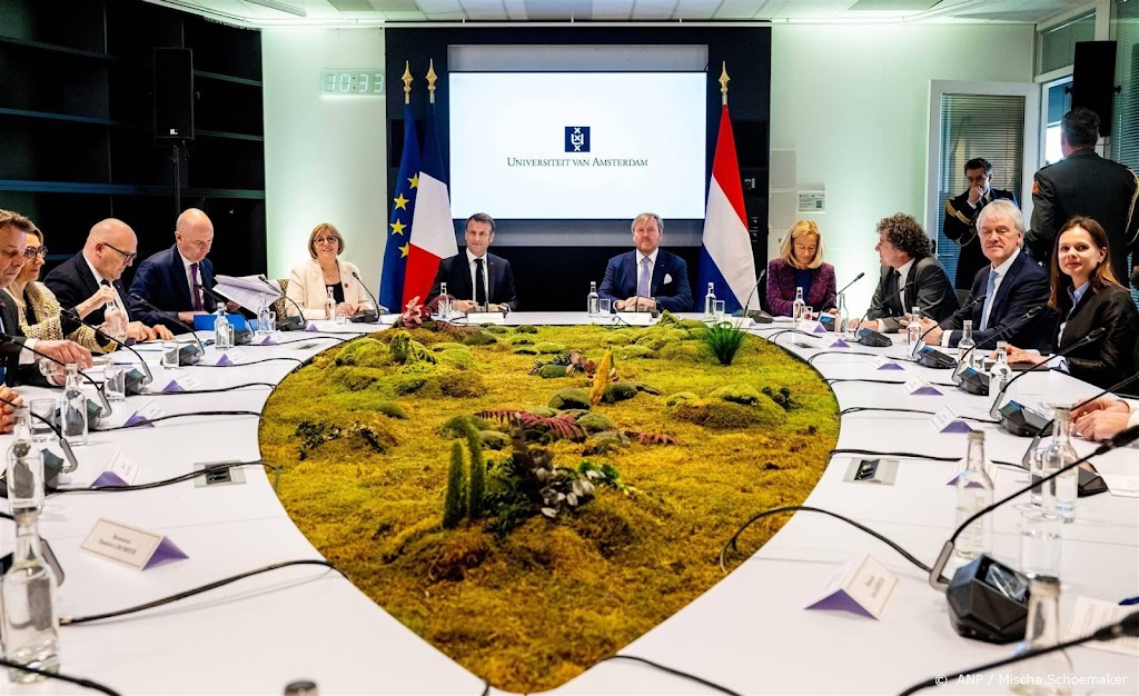 Programma staatsbezoek Macron ongewijzigd na oppakken betogers