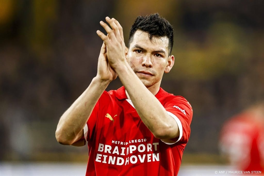 PSV ziet Lozano mogelijk terugkeren tegen Vitesse