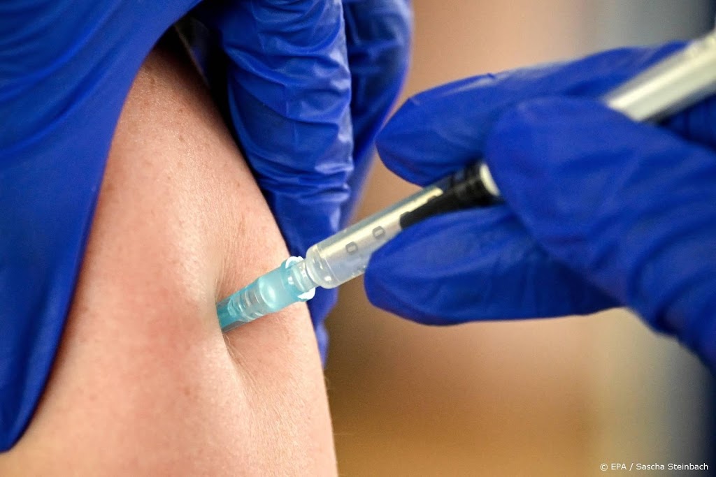 Noren stoppen met AstraZeneca en wachten met coronavaccin Janssen