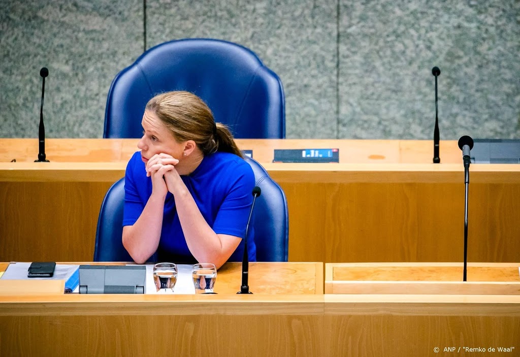 Minister Schouten: ga discussie over vleestaks niet uit de weg