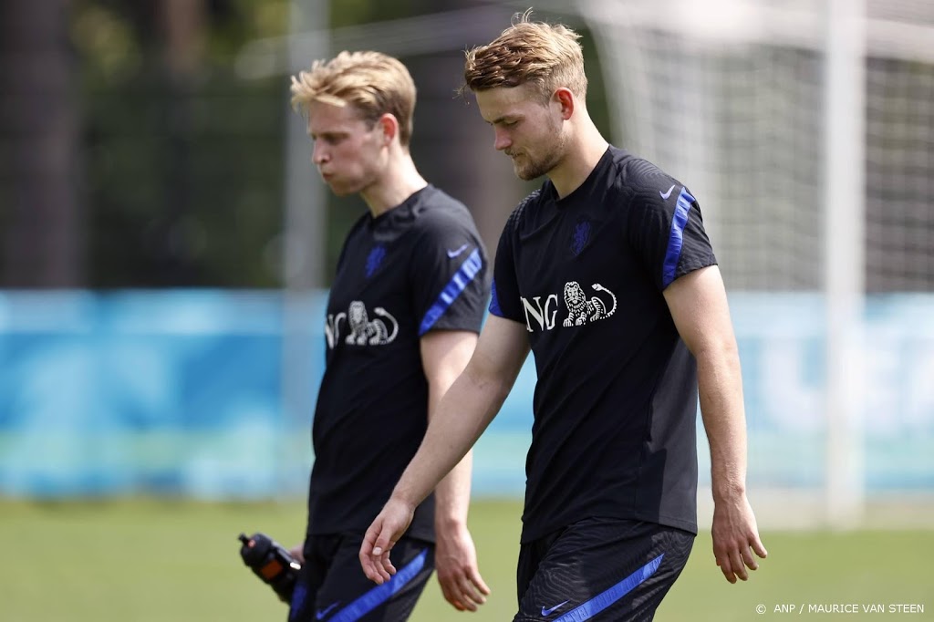 De Ligt begint aan laatste training van Oranje voor start EK