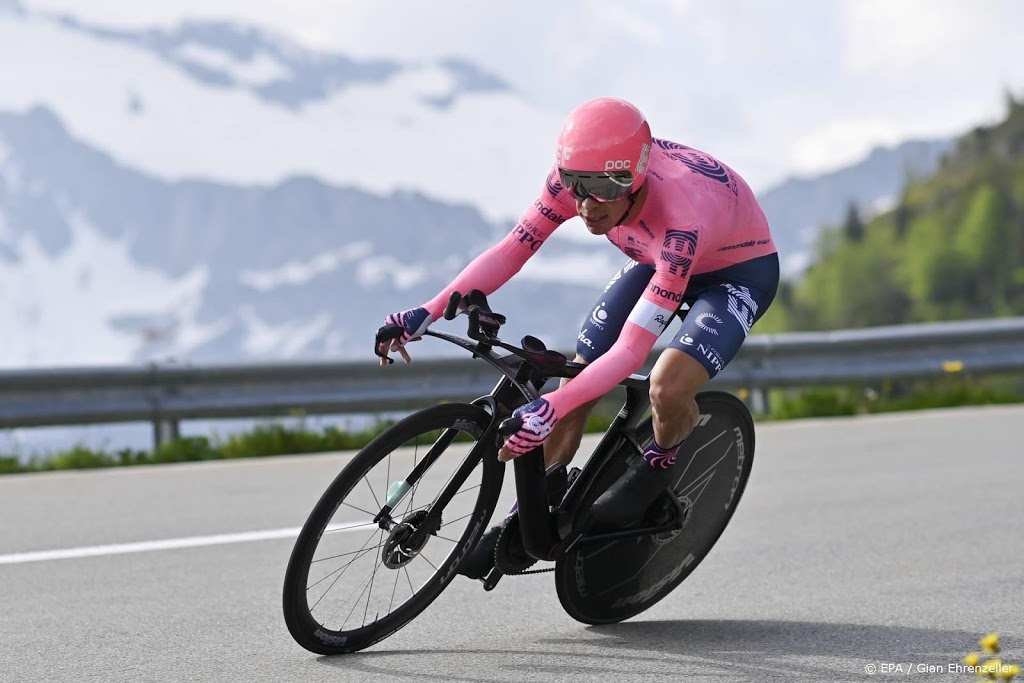 Wielrenner Urán wint tijdrit in Zwitserland, Dumoulin vijfde