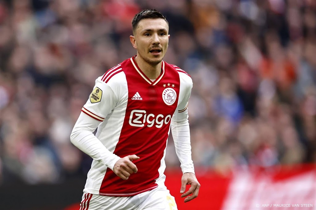 Berghuis mist eerste drie duels van nieuwe seizoen Ajax