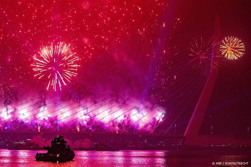 Nationaal Vuurwerk wegbezuinigen zou dom zijn, zegt organisator