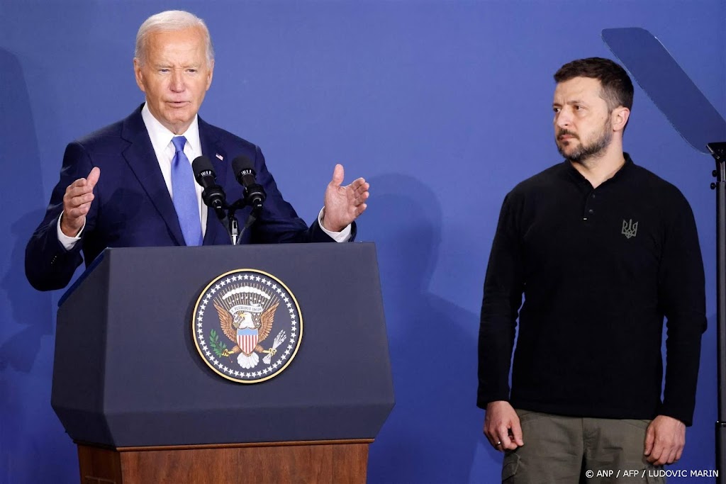 Biden kondigt Zelensky aan als 'president Poetin'