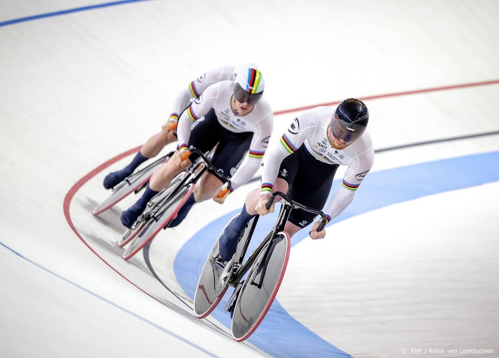 Teamsprinters overtuigend naar goud op EK baanwielrennen