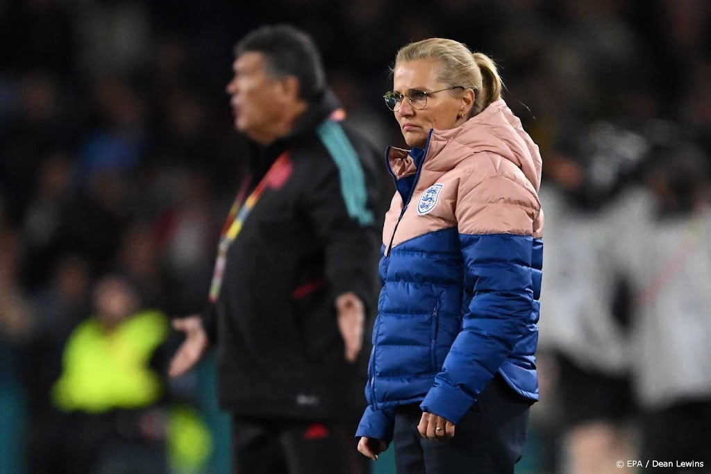 Wiegman met voetbalsters Engeland naar halve finale WK