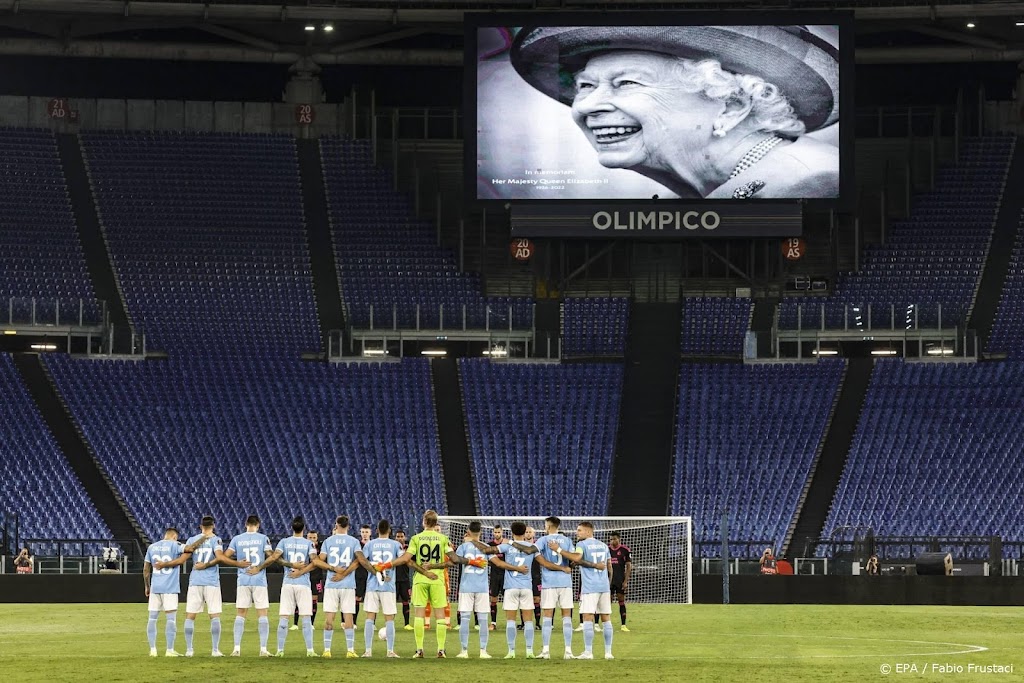 Brits voetbal dinsdag hervat na rouw om overleden Elizabeth