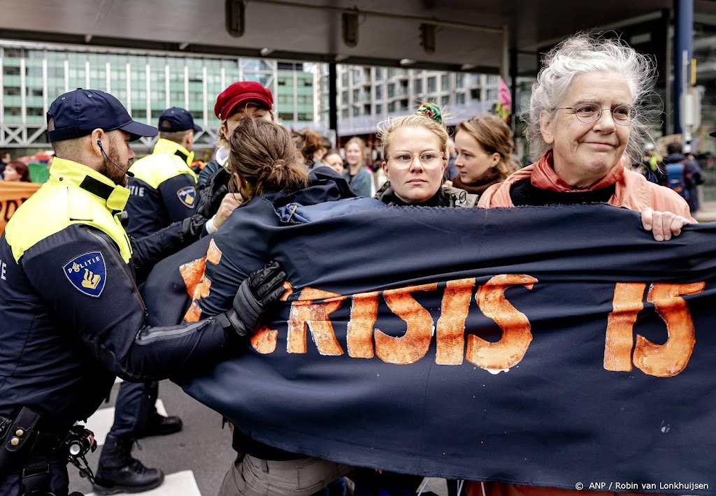 Wereldwijde crises leiden tot hogere premie herverzekeraars