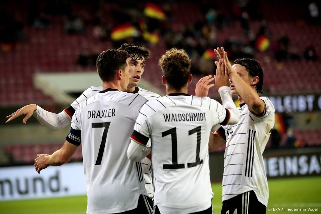 Voetbalstadion in Keulen blijft leeg bij Duitsland - Zwitserland