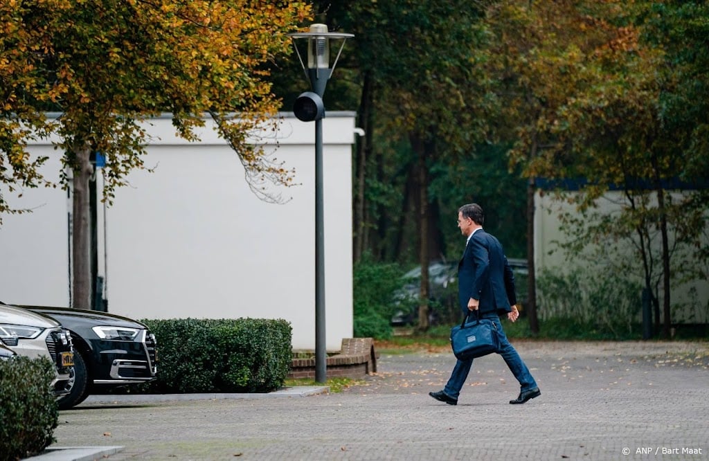 Deel kabinet overlegt op het Catshuis over 'avondlockdown'
