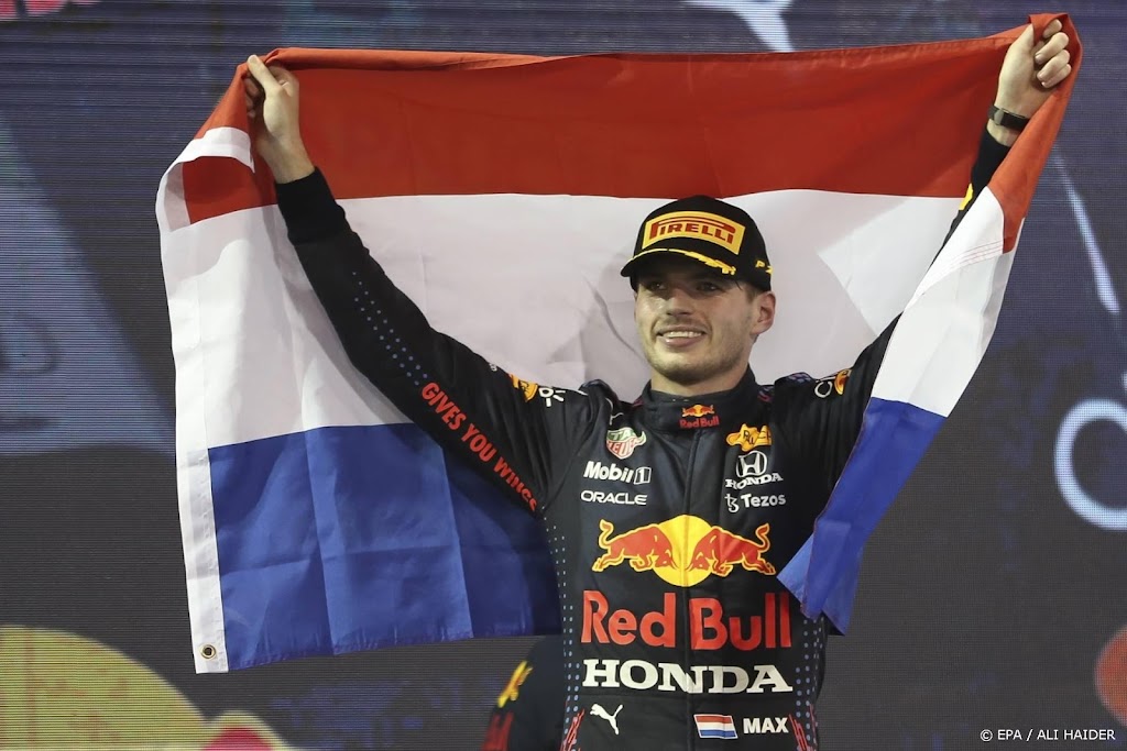 Rutte feliciteert Verstappen met 'fenomenale prestatie'