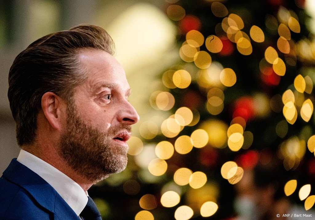 Al ruim 50.000 aanmeldingen voor aangifte tegen De Jonge