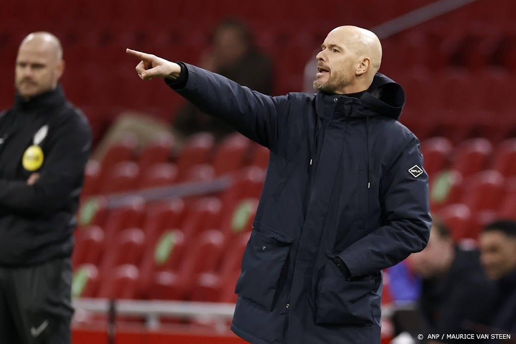Ten Hag baalt van gemakzucht in spel van Ajax in Eredivisie