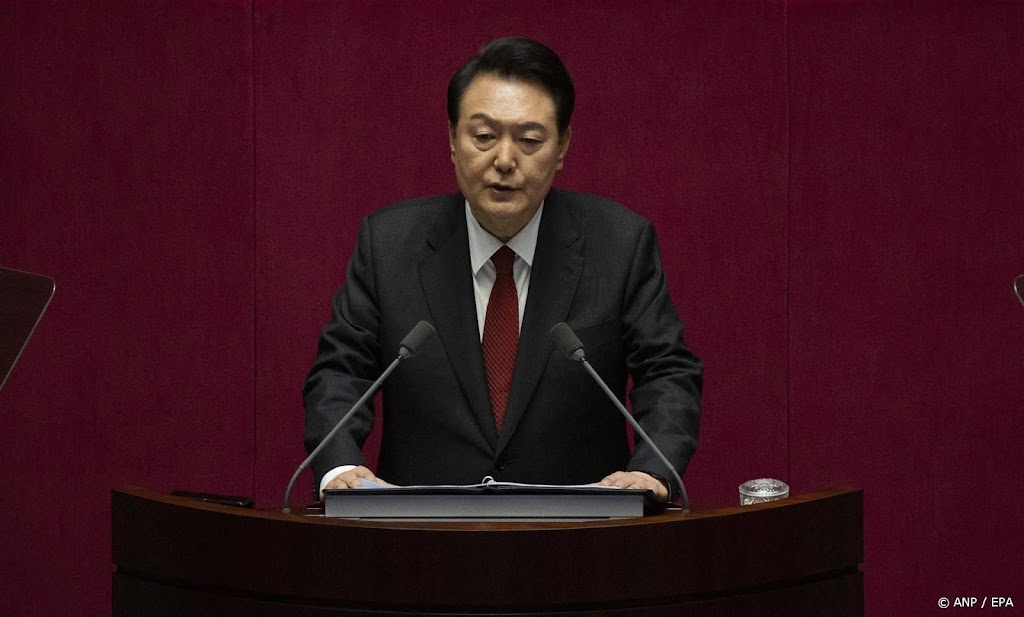 President Zuid-Korea op bezoek bij chipmachinefabrikant ASML