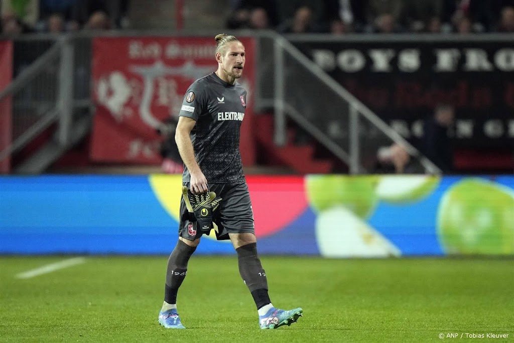 Twente begint met Unnerstall en Van Wolfswinkel tegen Olympiakos