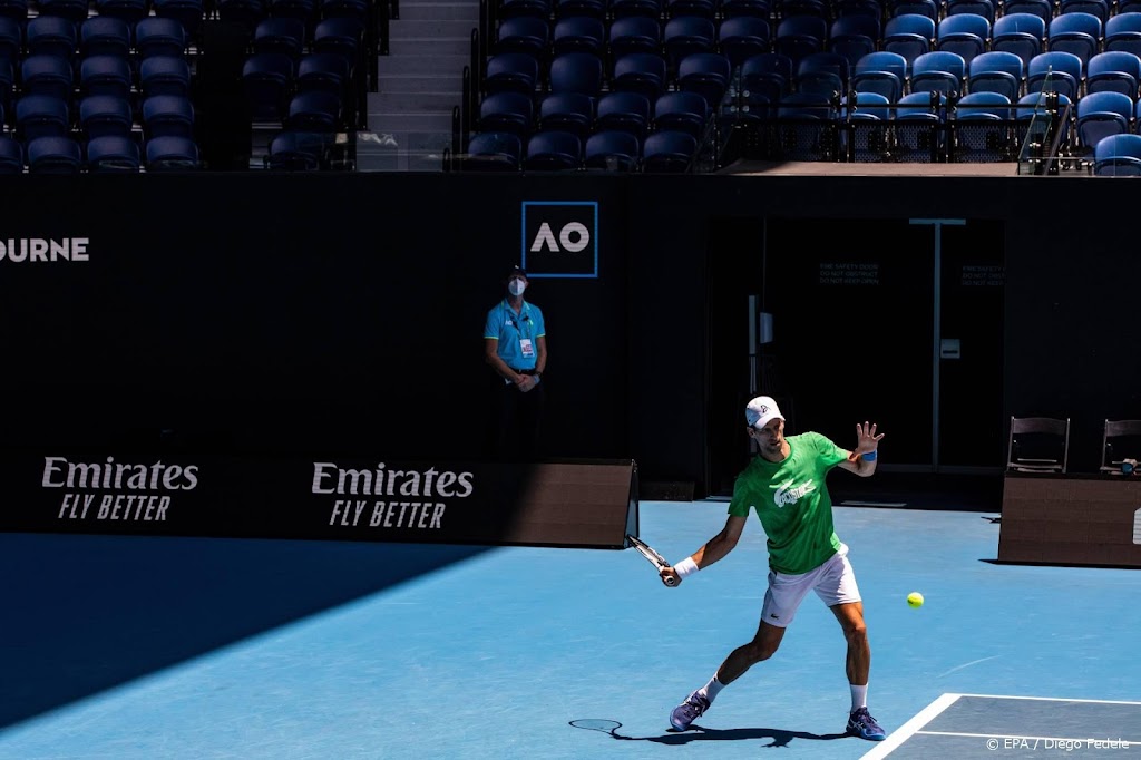 Tribunes bij Australian Open voor de helft open