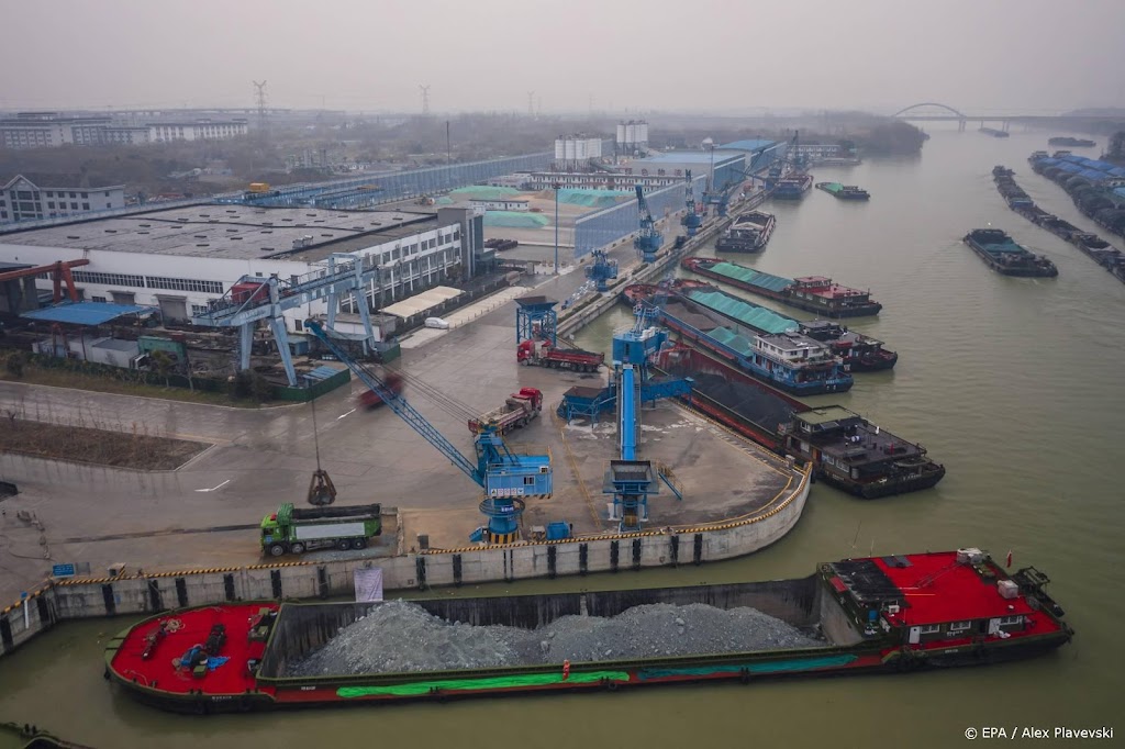 Indonesië laat kolenschepen vertrekken ondanks exportverbod