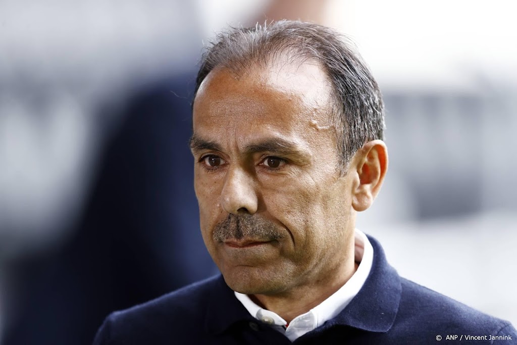 VVV-Venlo verlengt contract met trainer Luhukay