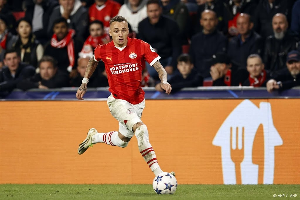 Aanvaller Lang na blessure terug in selectie PSV