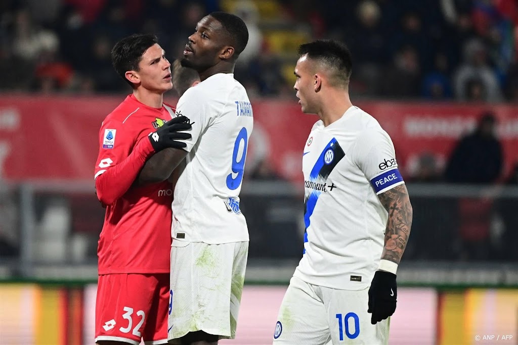 Koploper Internazionale boekt ruime zege bij Monza