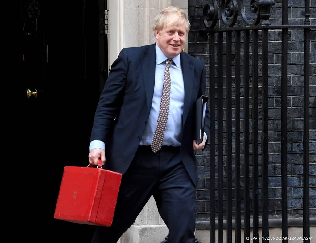 Ophef over reisje Boris Johnson naar Caribisch eiland