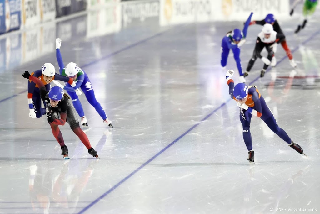 Schaatsster Groenewoud pakt WK-goud op massastart, brons Schouten