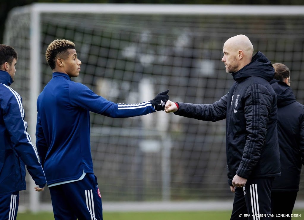 Ajax start met Neres en Gravenberch tegen Heracles