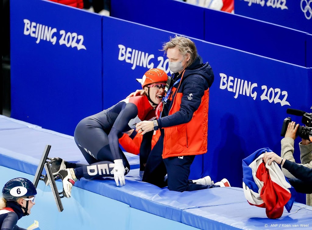 Coach Otter na goud shorttrackvrouwen: dit is mijn mooiste titel