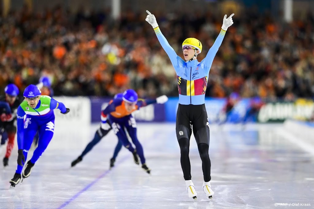 Olympisch kampioen Swings wint ook massastart in Heerenveen