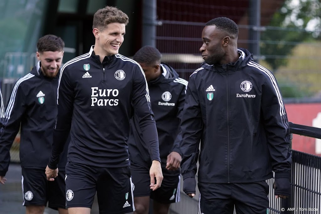 Geertruida terug bij Feyenoord tegen Slavia, ook Til in selectie