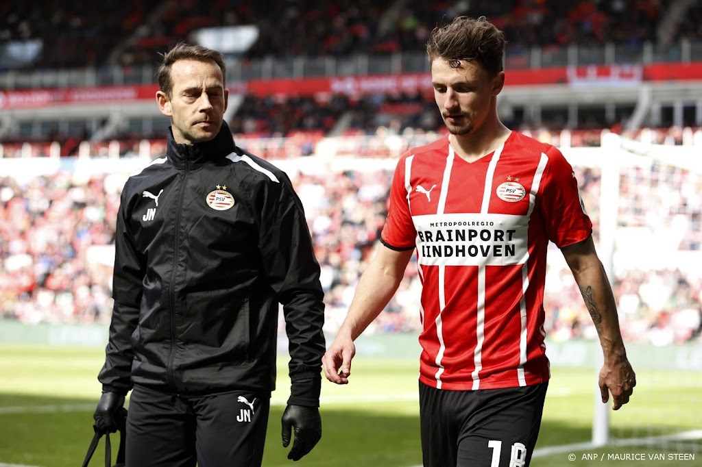 PSV bevestigt zware knieblessure verdediger Boscagli