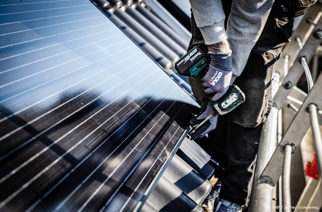 ABN AMRO: krapte op arbeidsmarkt raakt energietransitie