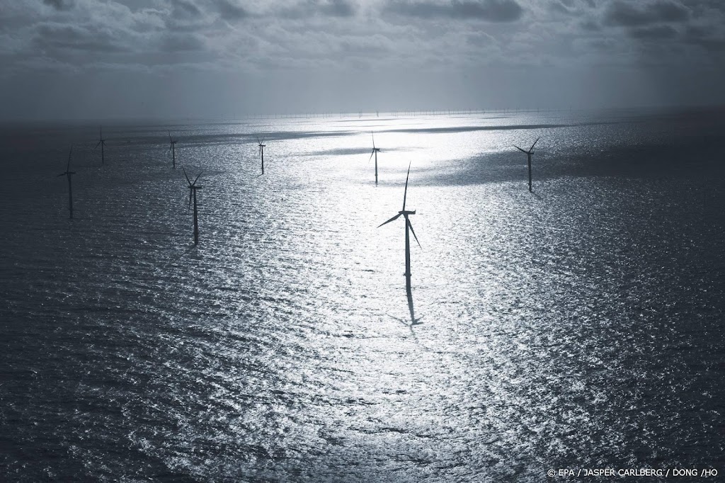 Fransen installeren eerste windmolenpark op zee