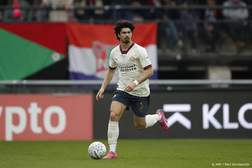 PSV start met verdediger Ramalho tegen Vitesse
