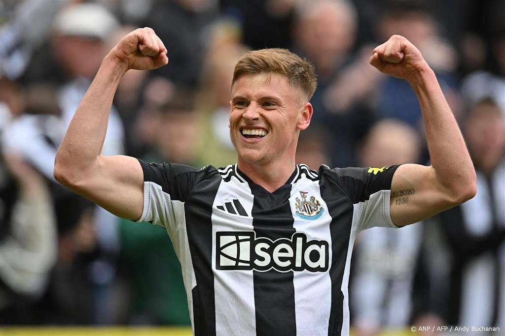 Newcastle United klopt ManUnited en staat vierde